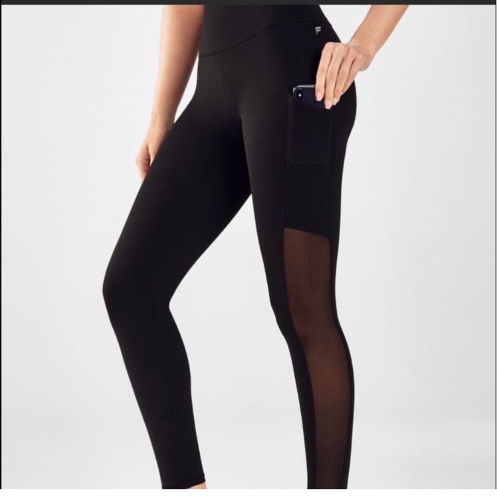 Fabletics PowerHold Legging, High Rise, pockets, sheer panels, 7/8 length, Small